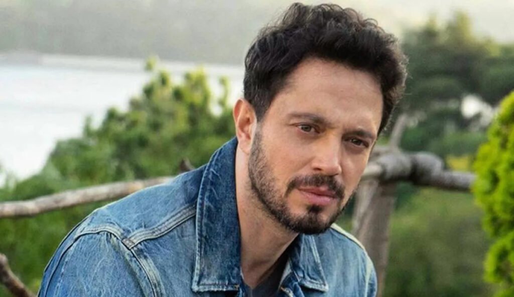 بیوگرافی مورات بوز